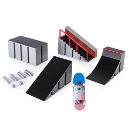 Tech Deck Starter Kit – Ramp Set and Board